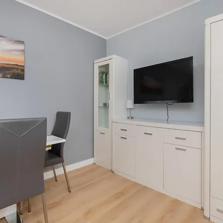 Unique With A Balcony In By Renters Apartmán